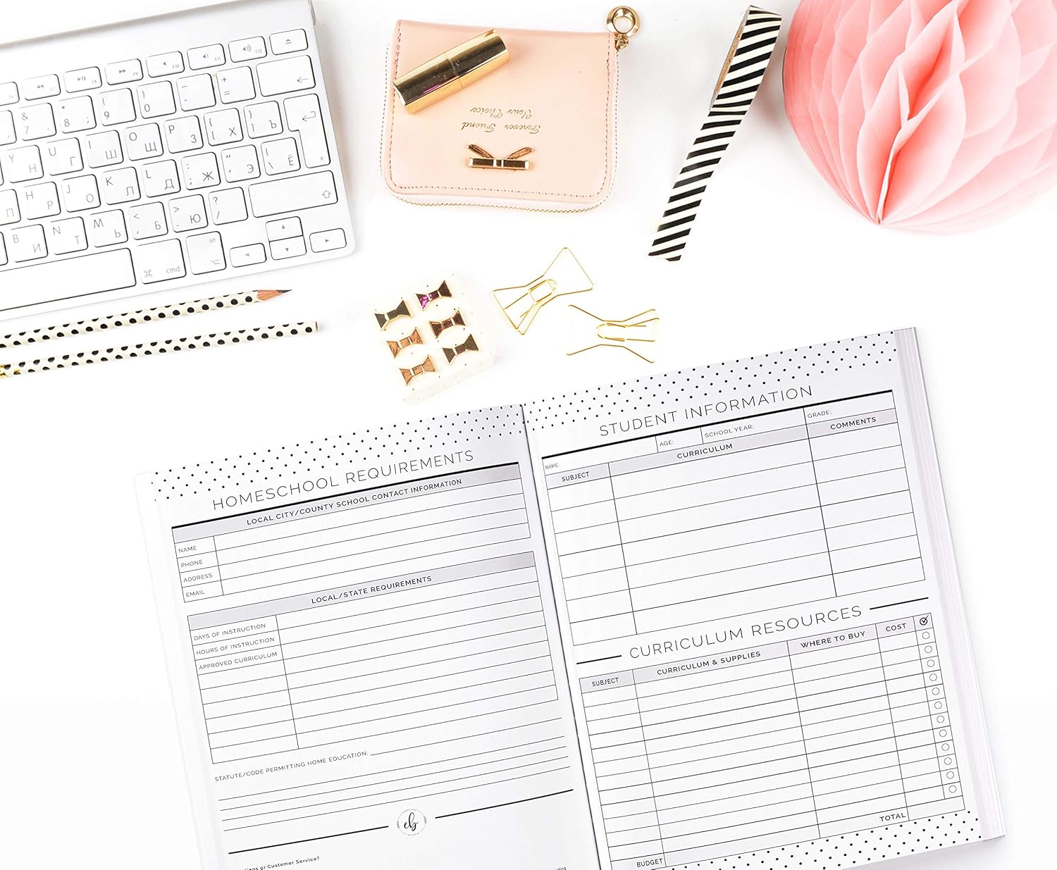 Homeschool Mama: Daily Assignment Tracker and Record Planner Book For One Student | Academic Calendar Year | Minimalist Blue Coral Dots (Homeschooling Family Organizer) - Image 2